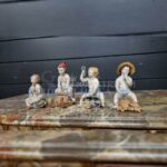 Набор: Статуэтка винтажная Дети от Каподимонте 4 штуки 18