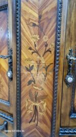 Витрина в стиле Людовика XVI 35