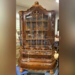 Витрина в стиле Чиппендейл 11