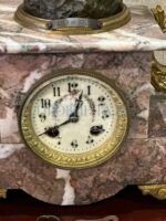 Часы каминные антикварные со скульптурой 20