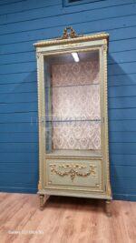 Витрина в стиле Людовика XVI 18
