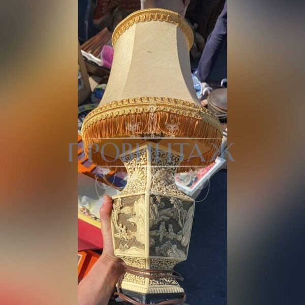 Лампа настольная в стиле шинуазри
