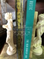 Держатели для книг из оникса 9