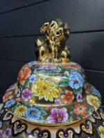 Ваза с крышкой в стиле шинуазри 17