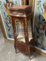 Витрина миниатюрная/Постамент в стиле Людовика XIV 7