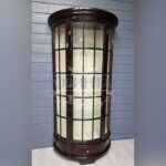 Витрина винтажная 10