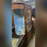 Витрина винтажная 9
