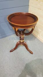 Стол/подставка винтажная 10