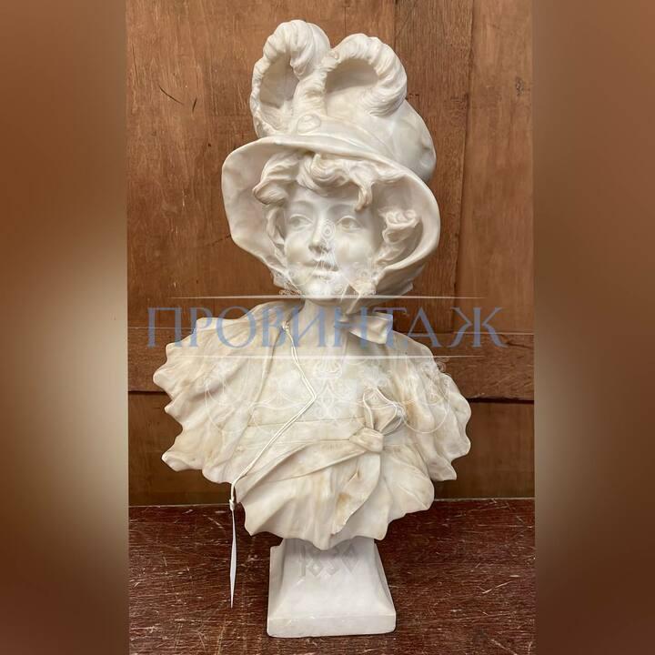 Скульптура/Бюст Девушки 3