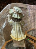 Статуэтка/Скульптурная композиция Девочка и щенок 35