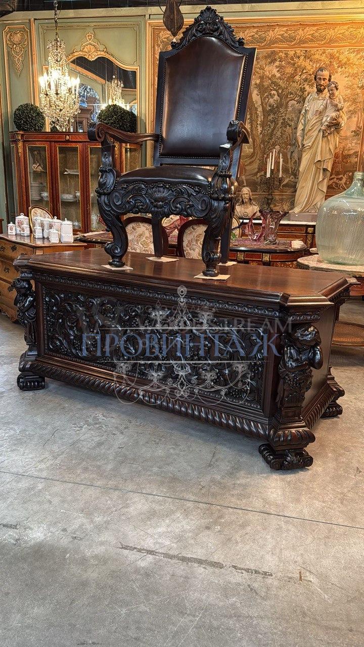 Комплект кабинетный: стол письменный и кресло в стиле ренессанс