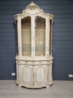 Витрина винтажная 19
