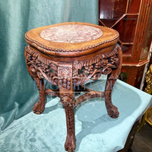 Подставка в восточном стиле