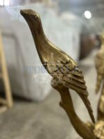 Стол со стеклянной столешницей и подстольем в форме птиц на дереве 16