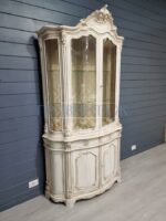 Витрина винтажная 20