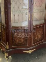 Витрина в стиле Людовика XVI 11