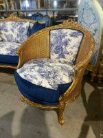 Комплект мягкой мебели для гостиной в стиле Людовика XVI 18