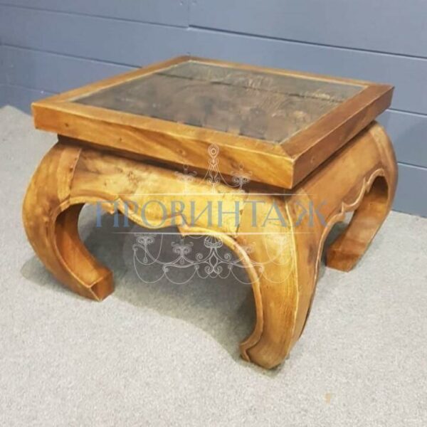 Стол/подставка в восточном стиле