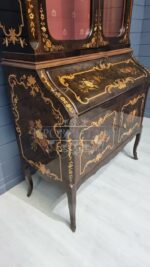 Витрина/Бюро в стиле Людовика XV 25