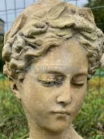 Скульптура/Бюст девушки садово-парковый 13