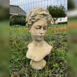 Скульптура/Бюст девушки садово-парковый 10
