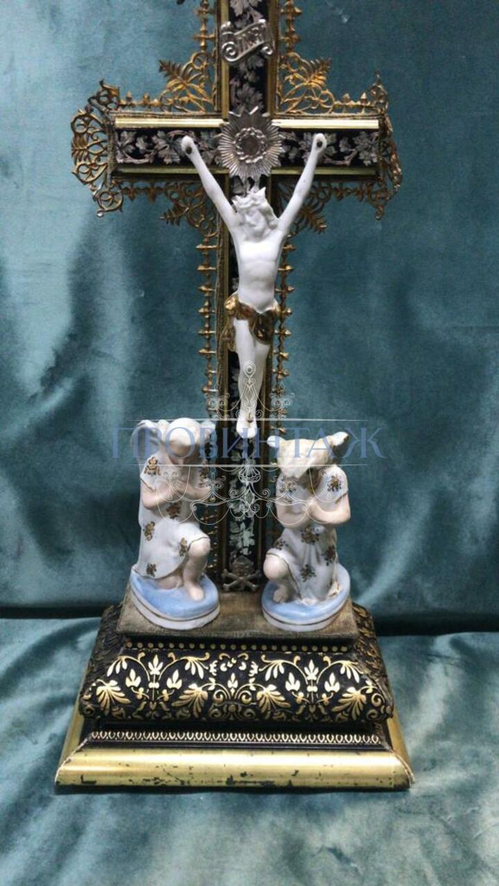 Декоративный элемент на религиозный сюжет Крест/Распятие Христа 3