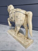 Скульптура/Статуя Лошадь 24