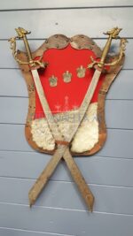 Декоративный элемент/Герб и шпага 2 штуки 21