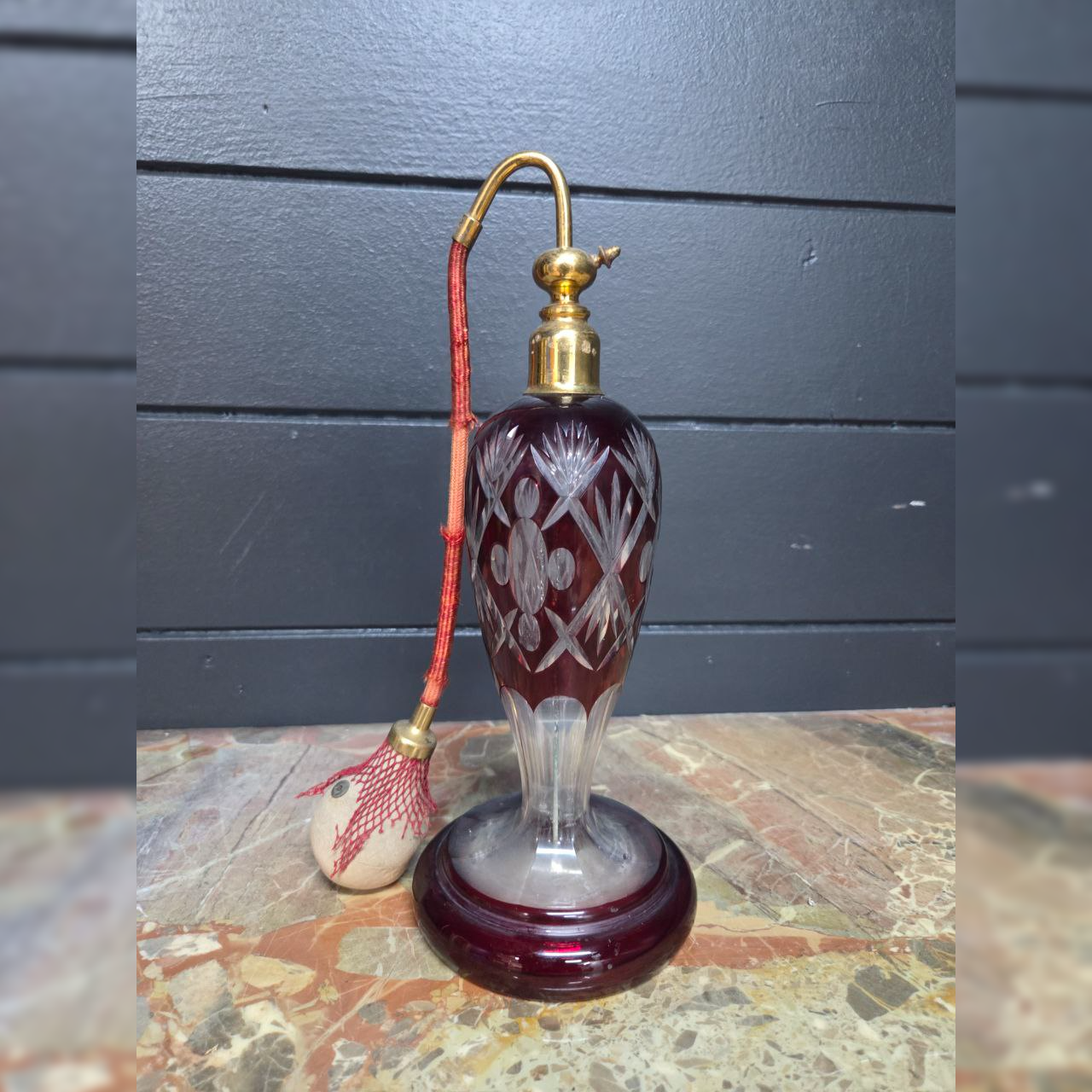 Тарелка декоративная винтажная 18