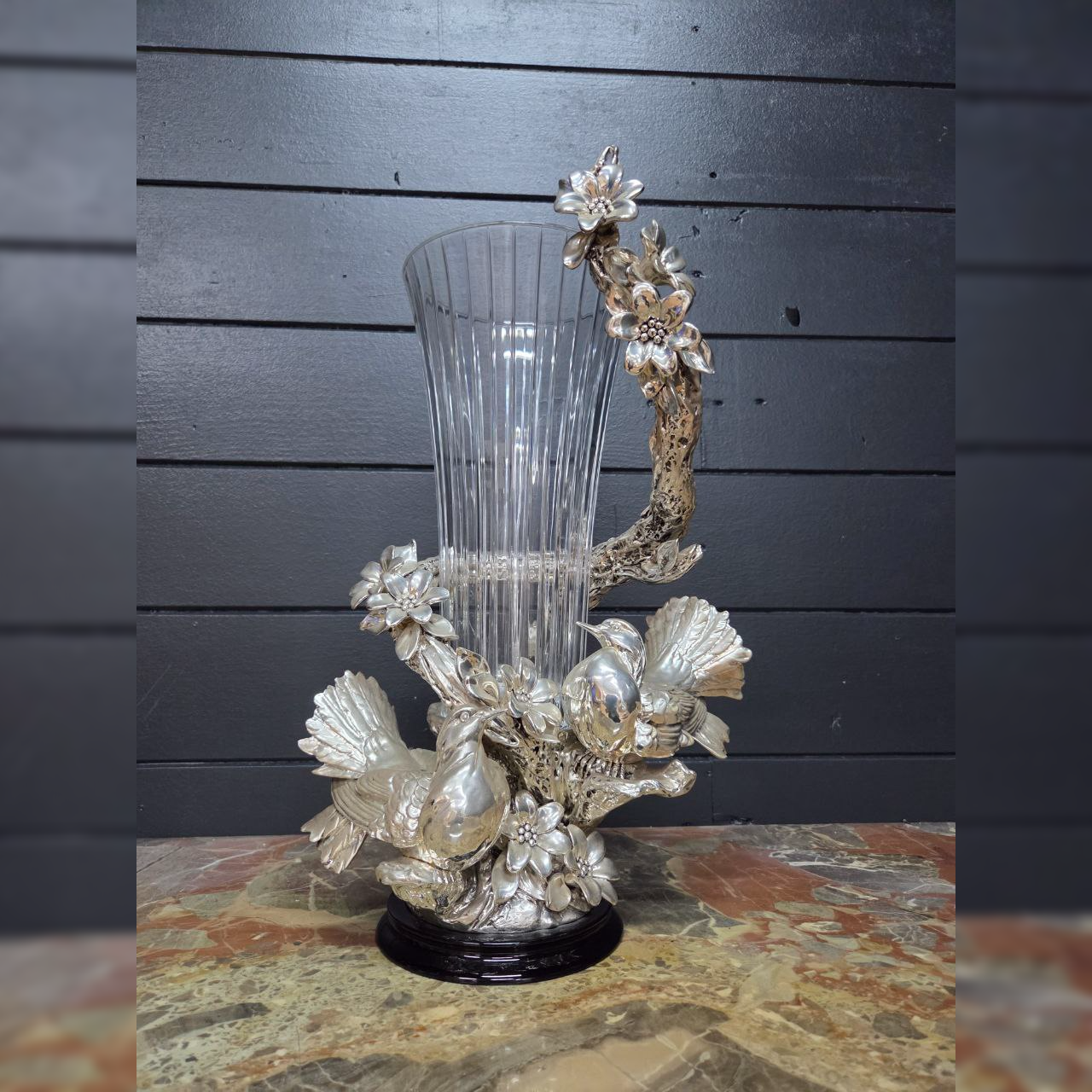 Ваза со скульптурным декором винтажная Птицы 3 Ваза со скульптурным декором винтажная Птицы 3