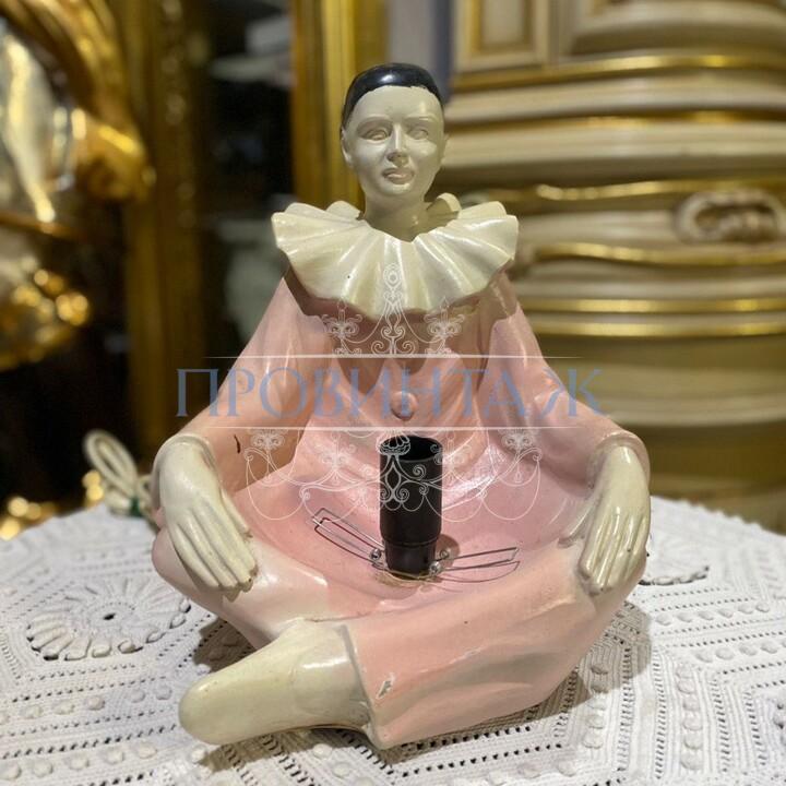 Лампа настольная в форме скульптуры Пьеро 3 Лампа настольная в форме скульптуры Пьеро 3