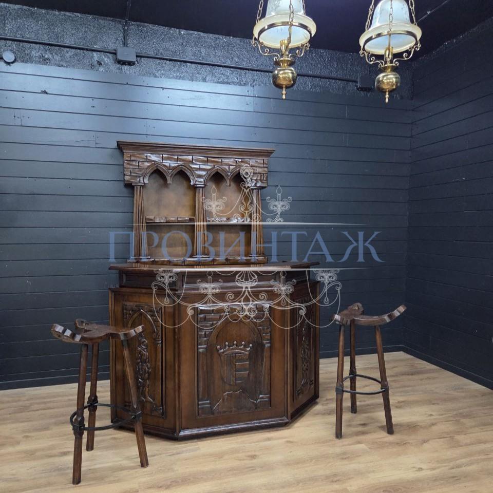 Комплект мебели для бара: барная стойка шкаф и табурет 2 штуки