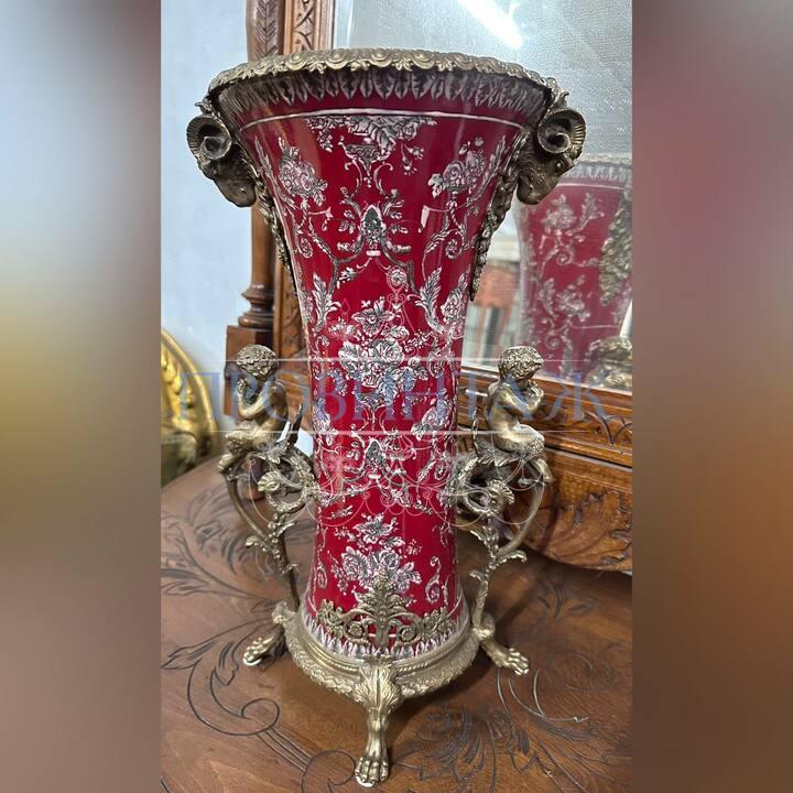 Ваза в стиле барокко с путти 3 Ваза в стиле барокко с путти 3