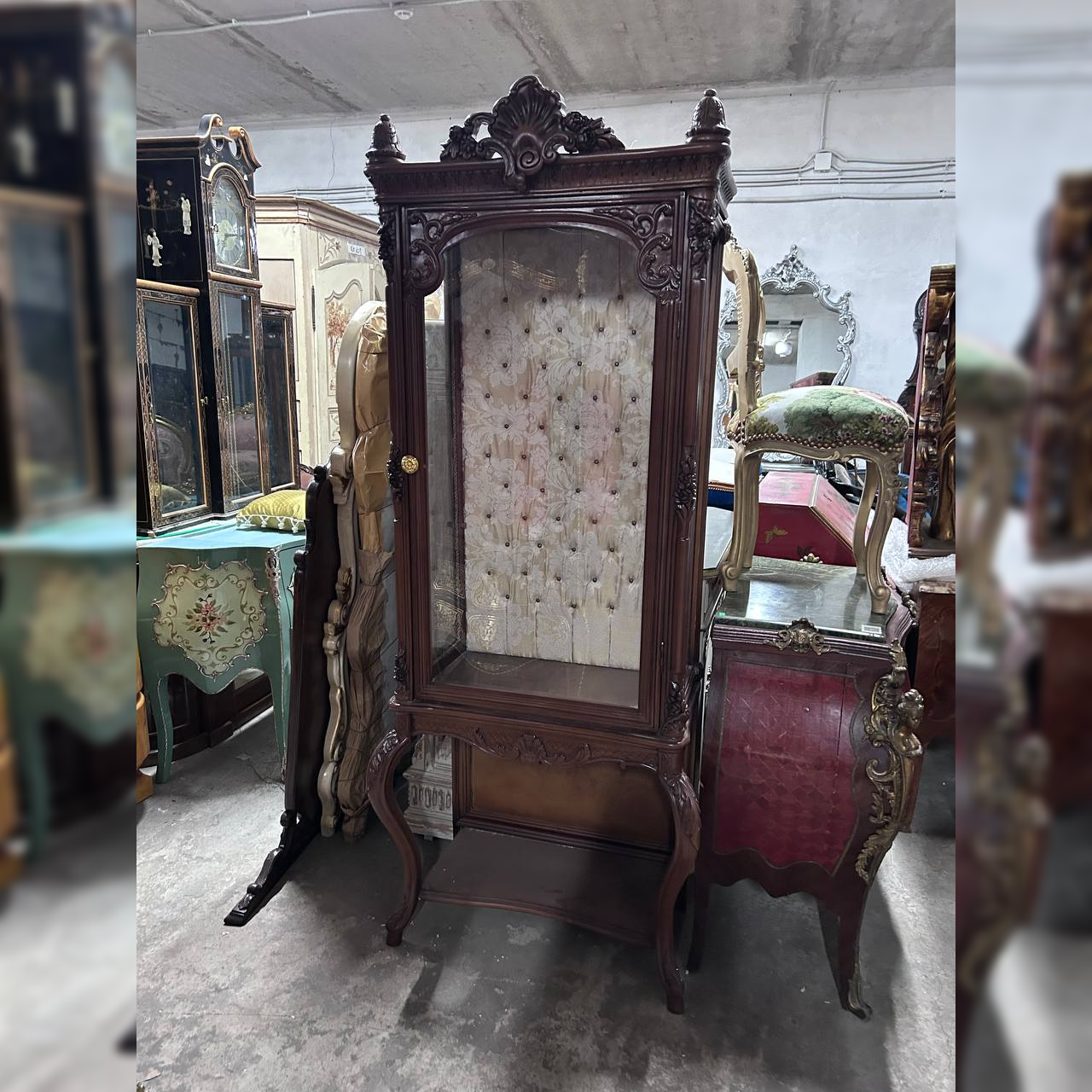 Витрина в стиле венецианского барокко 3 Витрина в стиле венецианского барокко 3