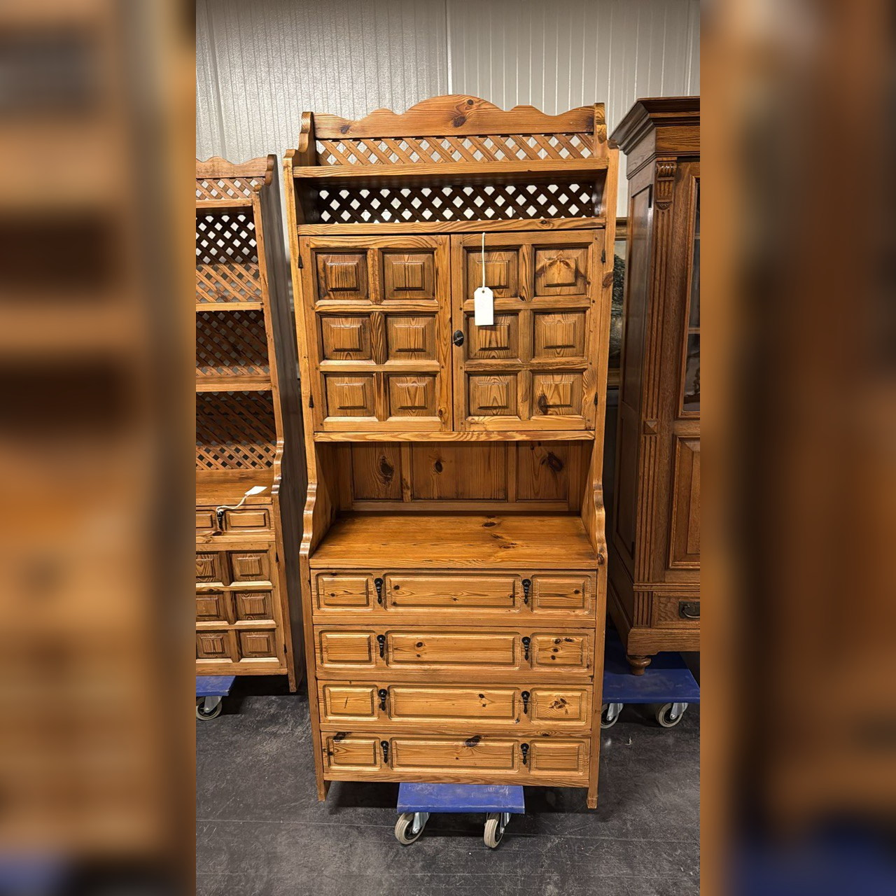 Буфет открытый с полками винтажный 2 штуки 10