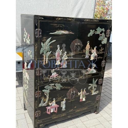 Шкаф в стиле шинуазри