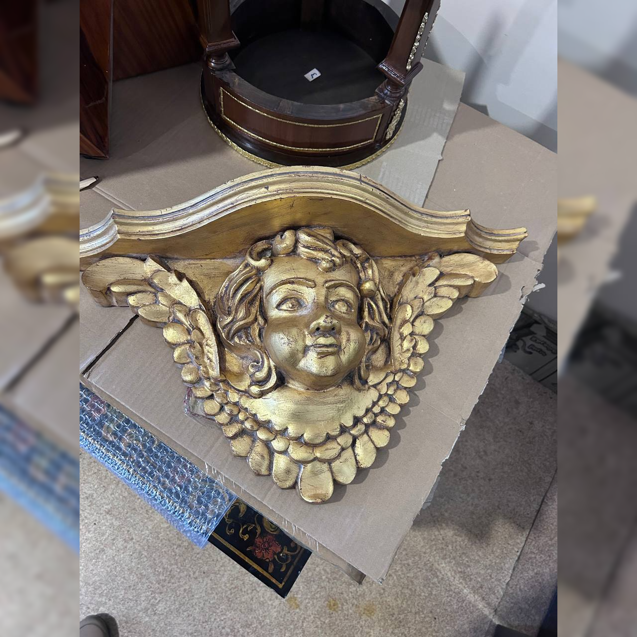 Полка/Консоль в стиле барокко