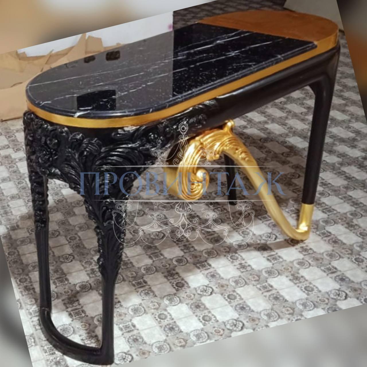 Консоль в стиле венецианского барокко