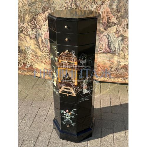 Комод высокий в стиле шинуазри