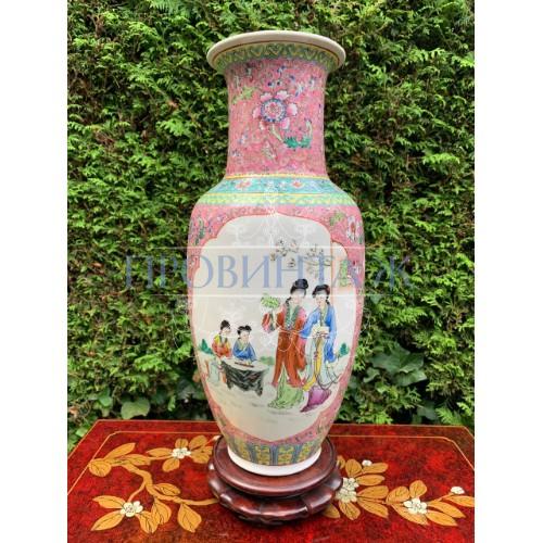 Ваза в стиле шинуазри