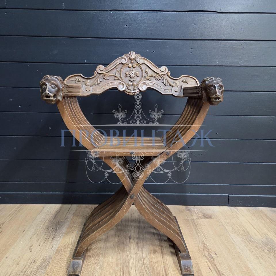 Консоль со стеклянной столешницей винтажная 13