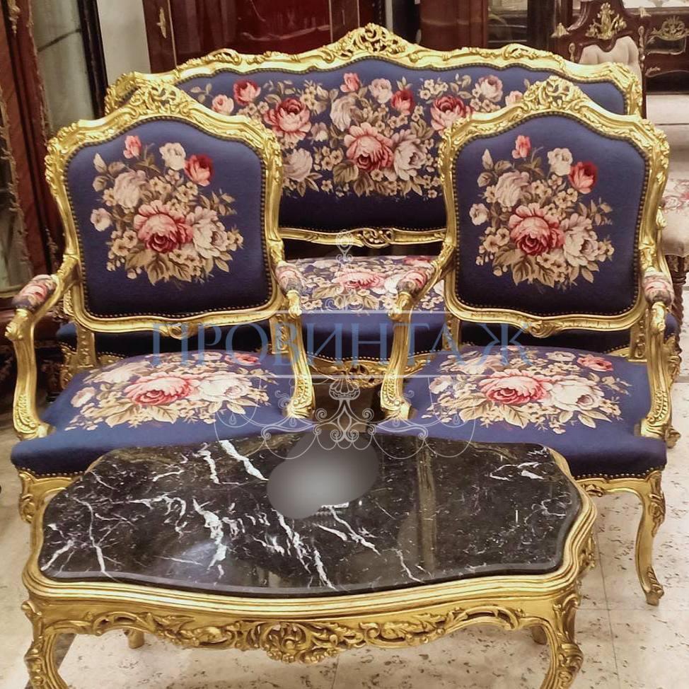 Комплект мягкой мебели для гостиной в стиле венецианского барокко