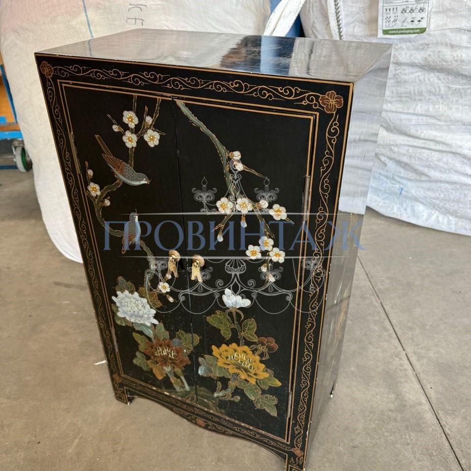 Тумба в стиле шинуазри