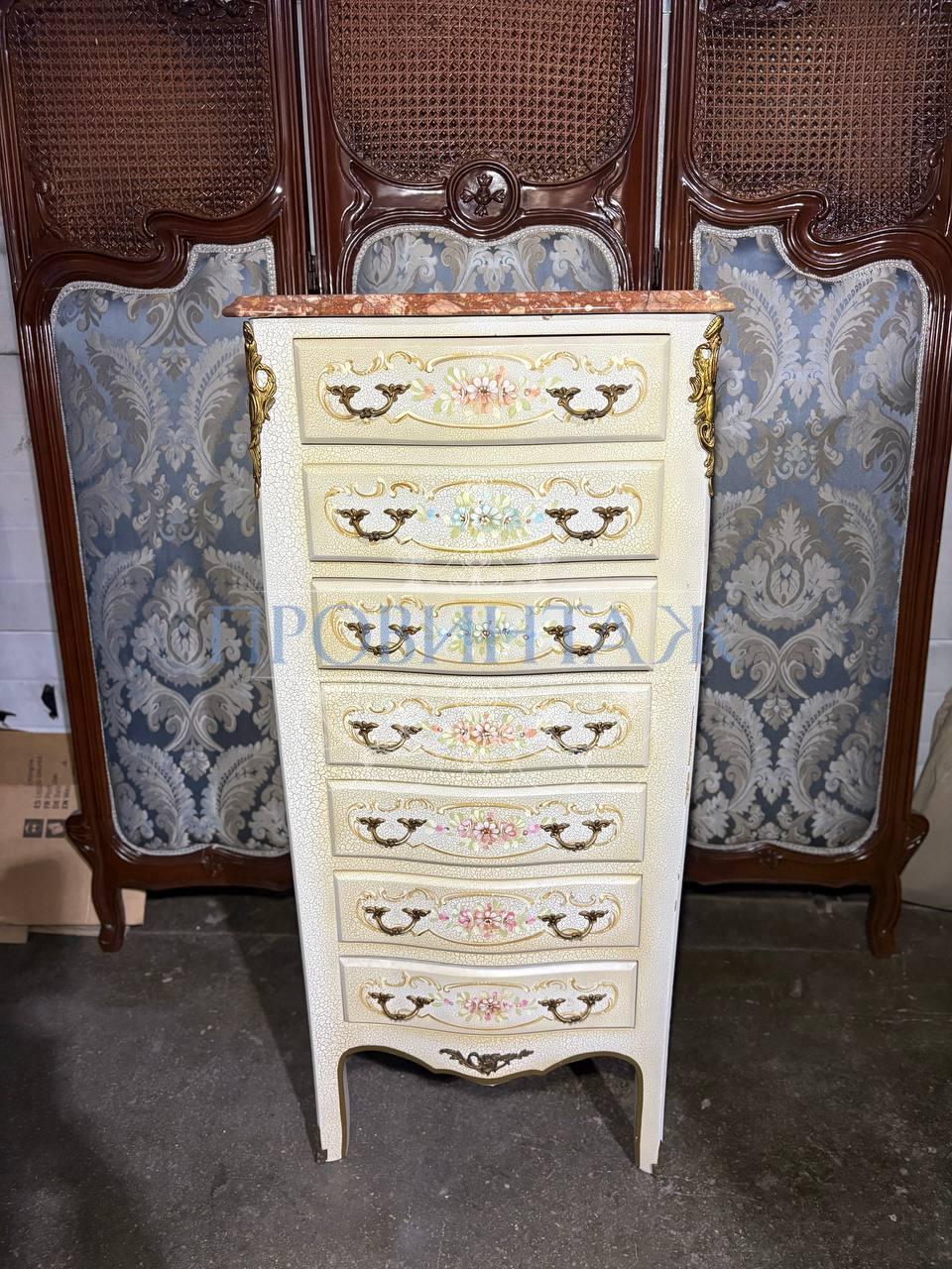 Комод высокий в стиле венецианского барокко
