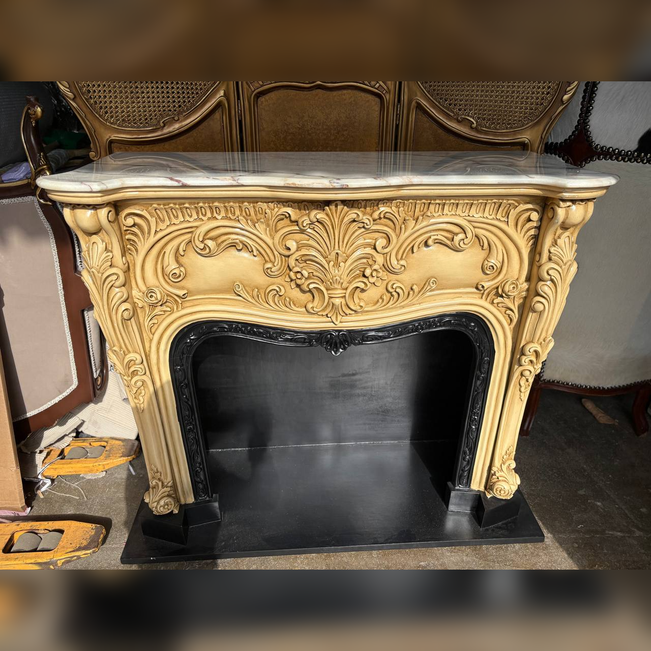 Часы настенные в стиле барокко 8