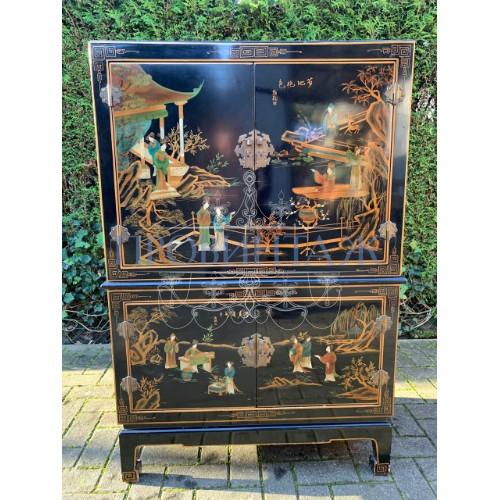 Шкаф в стиле шинуазри