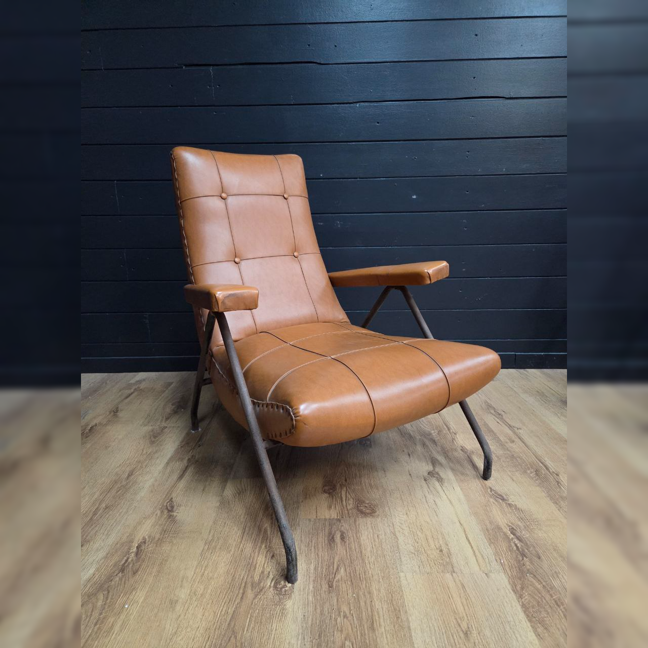 Кресло винтажное