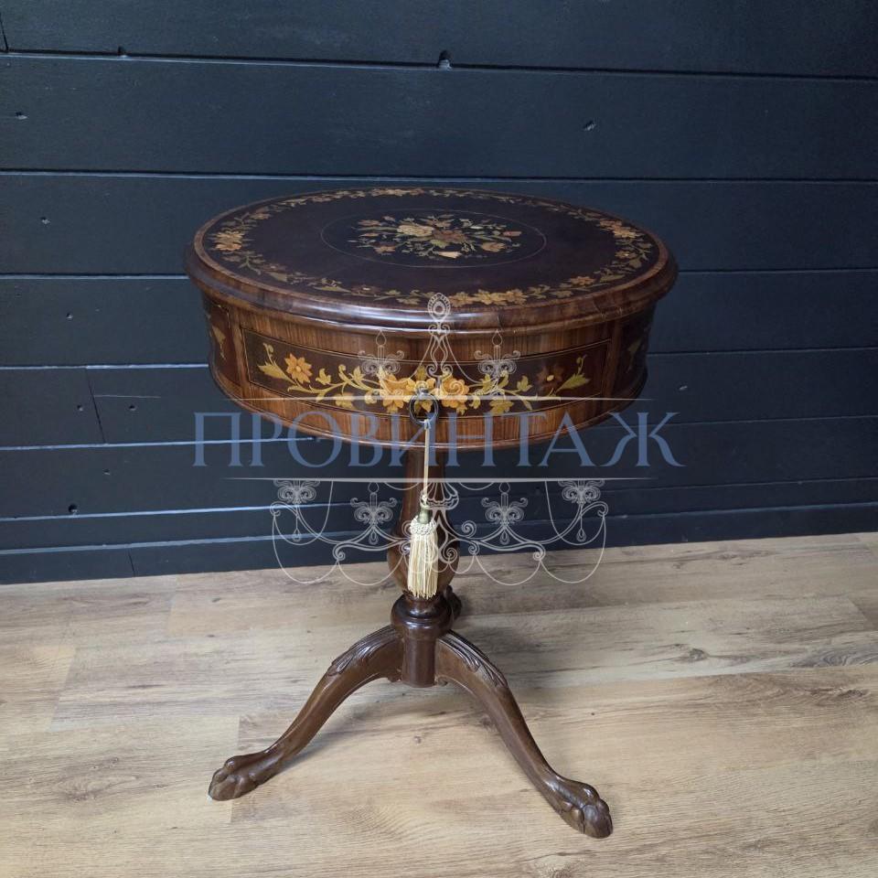 Стол для рукоделия винтажный