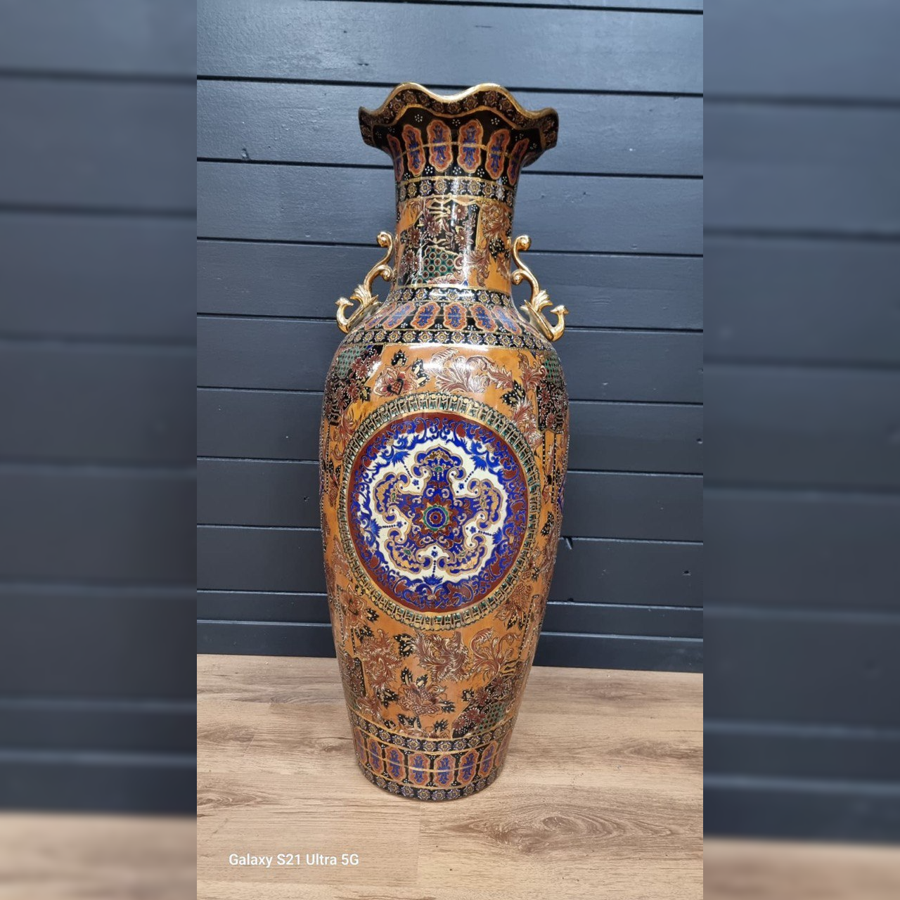 Лампа настольная со статуэтками 25