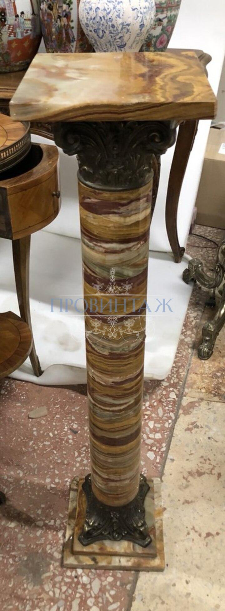 Колонна/Постамент/Подставка мраморная старинная 3 Колонна/Постамент/Подставка мраморная старинная 3